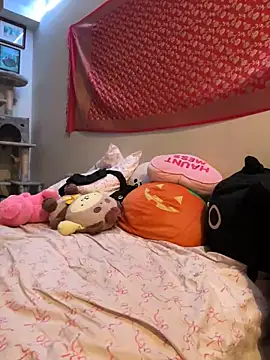 venusluvxoxo online show from February 25, 2026, 4:01 am