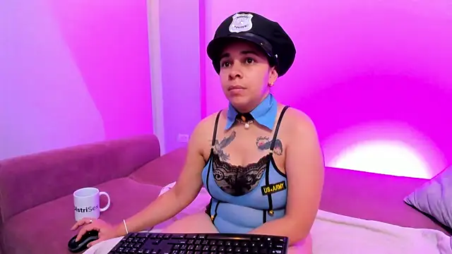 CataleyaAmaya online show from November 20, 2025, 12:06 pm