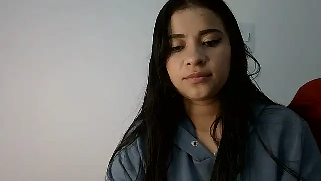 Snapshot of ValerieLove_ chatting on November 23, 2025, 11:09 am ValerieLove online show from November 23, 2025, 11:09 am