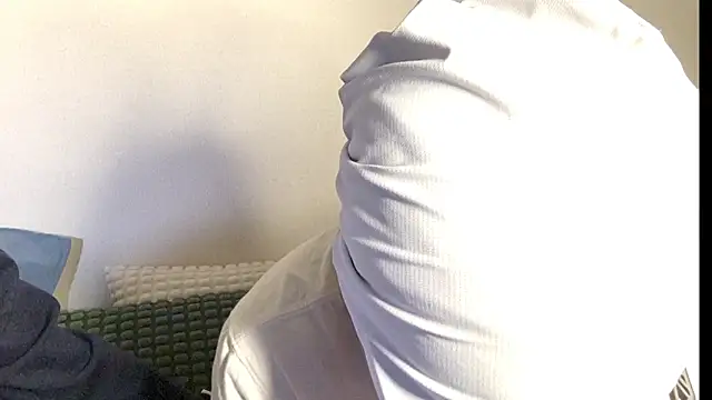 eru2025 online show from December 14, 2025, 11:27 am