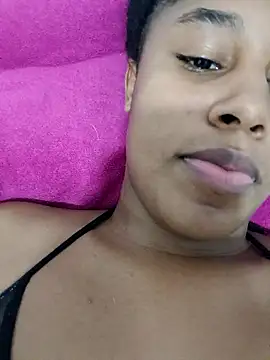 Snapshot of MoniqueMulberry chatting on November 30, 2025, 6:30 pm MoniqueMulberry online show from November 30, 2025, 6:30 pm