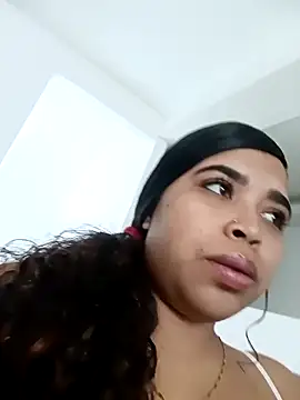 MadissonRizz online show from November 28, 2025, 7:47 pm