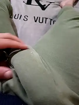 anis3g4 online show from January 18, 2026, 2:31 pm