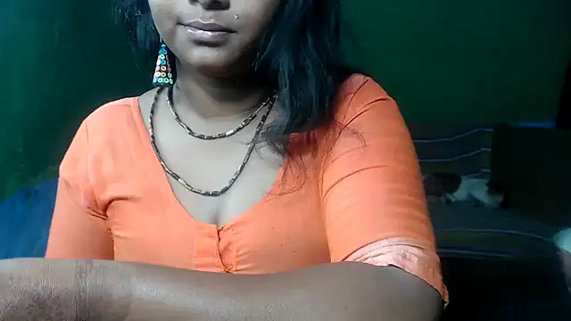 Snapshot of DearKimmi chatting on March 5, 2025, 5:18 pm DearKimmi online show from March 5, 2025, 5:18 pm