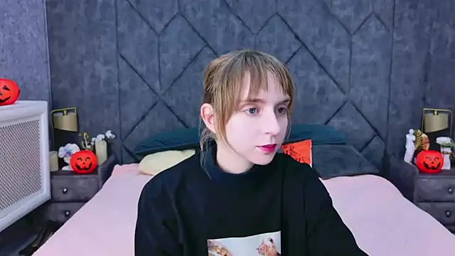 Snapshot of Beverly_Gomes chatting on October 26, 2025, 5:41 am Beverly Gomes online show from October 26, 2025, 5:41 am