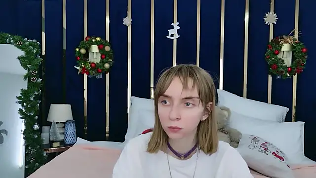 Snapshot of Beverly_Gomes chatting on December 20, 2025, 3:26 pm Beverly Gomes online show from December 20, 2025, 3:26 pm