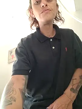 Snapshot of Almendrasexy chatting on November 13, 2025, 5:17 pm Almendrasexy online show from November 13, 2025, 5:17 pm