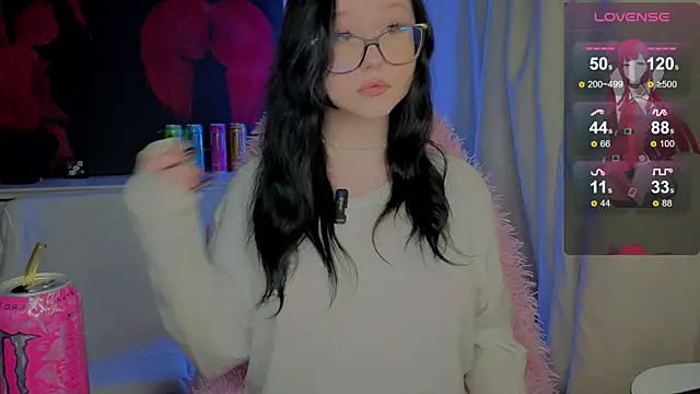 hornyprincess19 online show from November 19, 2025, 1:44 pm