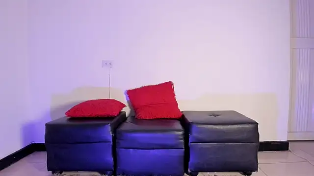 Dark chanel online show from November 23, 2025, 4:22 am