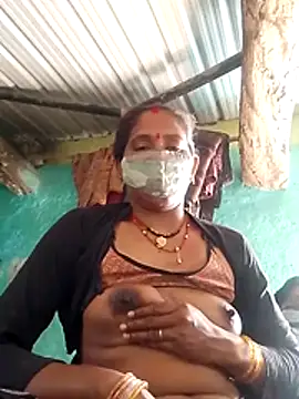 CUTE-004 online show from April 8, 2026, 10:06 am