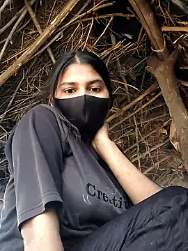 Snapshot of Janvi_Jaitly chatting on November 11, 2025, 6:19 am Janvi Jaitly online show from November 11, 2025, 6:19 am