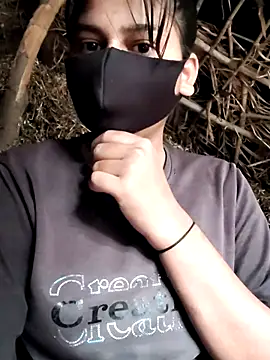 Snapshot of Janvi_Jaitly chatting on December 3, 2025, 2:01 am Janvi Jaitly online show from December 3, 2025, 2:01 am