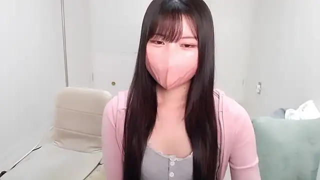 Snapshot of moka-neko chatting on November 12, 2025, 5:17 pm moka-neko online show from November 12, 2025, 5:17 pm