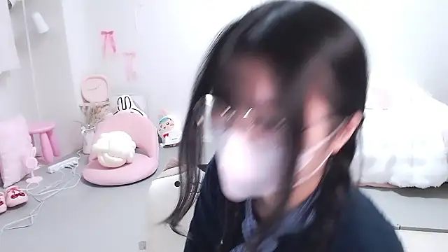 Snapshot of moka-neko chatting on December 5, 2025, 5:22 pm moka-neko online show from December 5, 2025, 5:22 pm