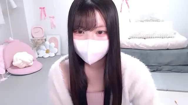 Snapshot of moka-neko chatting on November 18, 2025, 5:27 pm moka-neko online show from November 18, 2025, 5:27 pm