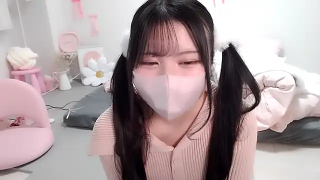 moka-neko online show from February 12, 2026, 1:55 pm