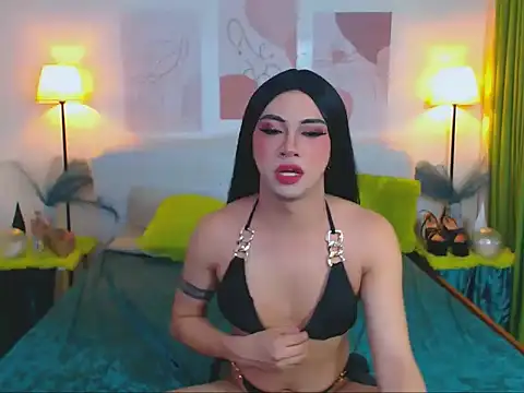 Snapshot of Alluring_Carmela chatting on November 27, 2025, 7:36 pm Alluring Carmela online show from November 27, 2025, 7:36 pm