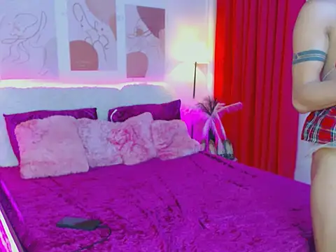 Snapshot of Alluring_Carmela chatting on October 4, 2025, 6:20 pm Alluring Carmela online show from October 4, 2025, 6:20 pm