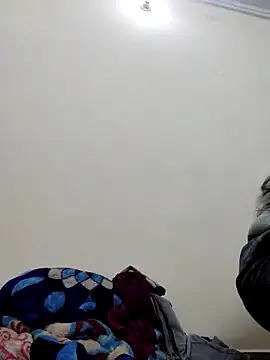 Snapshot of Kajal-baby07 chatting on November 8, 2025, 5:27 pm Kajal-baby07 online show from November 8, 2025, 5:27 pm