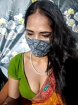 Bhabhilux2025 online show from May 14, 2026, 7:11 pm