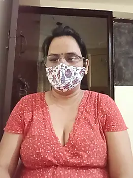 Snapshot of Your-vipasha chatting on June 6, 2026, 6:24 pm Your-vipasha online show from June 6, 2026, 6:24 pm