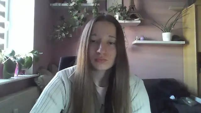 LindaPretty online show from October 14, 2025, 6:25 am