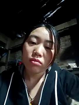 Snapshot of siki-00 chatting on October 25, 2025, 11:49 pm siki-00 online show from October 25, 2025, 11:49 pm