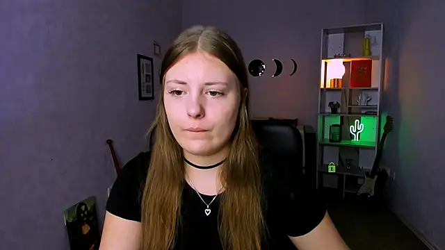 Snapshot of melani_bumm chatting on November 22, 2025, 10:36 am melani bumm online show from November 22, 2025, 10:36 am