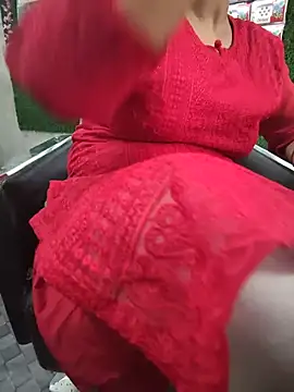 Snapshot of your_favourite_bhabhi chatting on July 11, 2026, 7:52 am your favourite bhabhi online show from July 11, 2026, 7:52 am