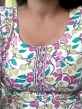 Snapshot of your_favourite_bhabhi chatting on November 1, 2025, 3:46 am your favourite bhabhi online show from November 1, 2025, 3:46 am