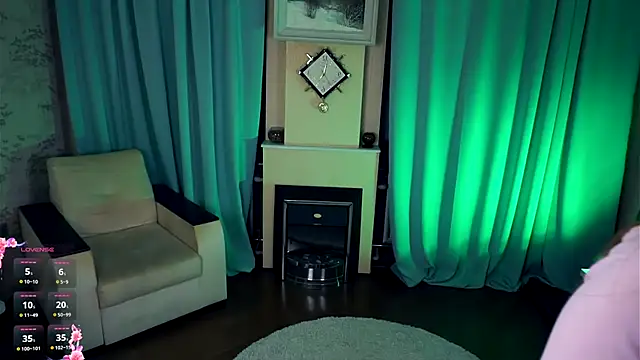 ShariTietge online show from October 26, 2025, 5:35 pm