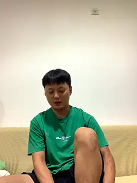 Acuteman online show from September 10, 2025, 2:27 pm