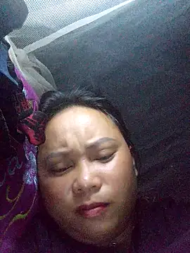 -Kitty-92 online show from October 1, 2025, 9:40 pm