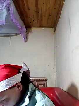 -Kitty-92 online show from November 18, 2025, 12:48 am