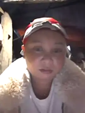 -Kitty-92 online show from November 27, 2025, 11:27 pm