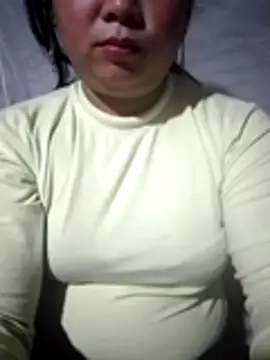 -Kitty-92 online show from December 1, 2025, 11:16 pm