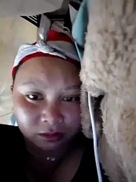 -Kitty-92 online show from November 20, 2025, 9:47 pm