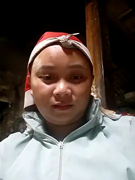 -Kitty-92 online show from November 3, 2025, 11:25 am