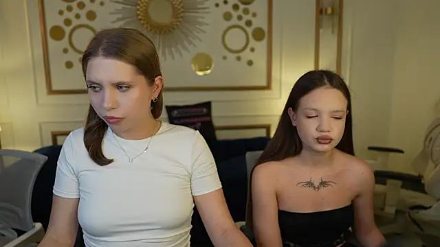 Snapshot of Tiana_Princesss chatting on November 25, 2025, 7:14 pm Tiana Princesss online show from November 25, 2025, 7:14 pm