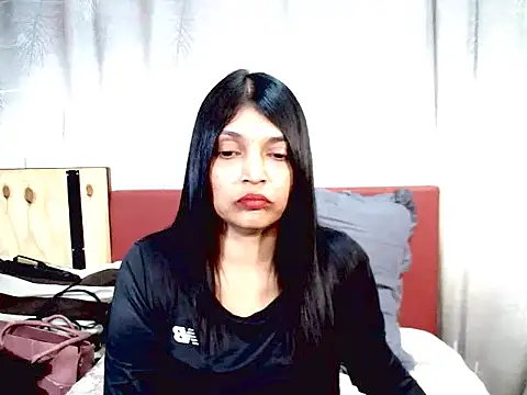 Snapshot of IndianAlisha chatting on November 3, 2025, 6:11 pm IndianAlisha online show from November 3, 2025, 6:11 pm