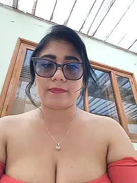 Monse--145 online show from September 19, 2025, 1:37 pm