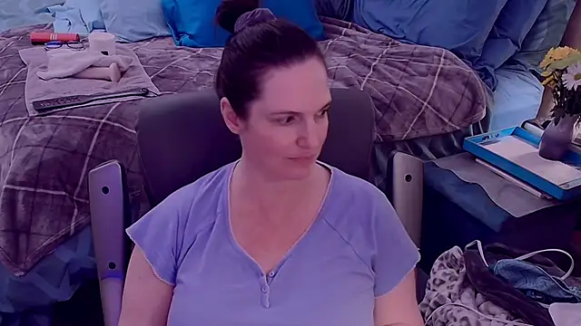 Snapshot of ninajaymes chatting on March 18, 2025, 1:35 am ninajaymes online show from March 18, 2025, 1:35 am