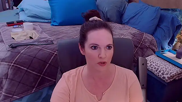 Snapshot of ninajaymes chatting on October 12, 2025, 12:01 am ninajaymes online show from October 12, 2025, 12:01 am