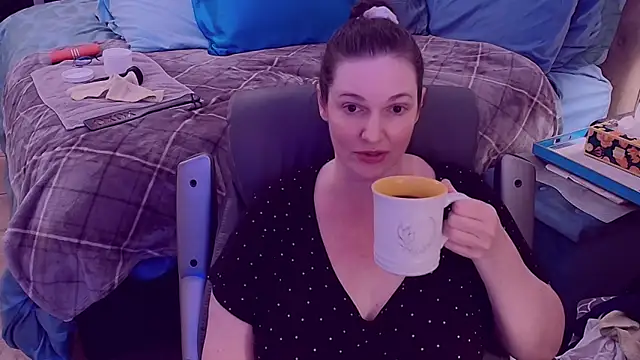 Snapshot of ninajaymes chatting on February 21, 2025, 7:45 am ninajaymes online show from February 21, 2025, 7:45 am