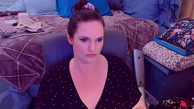 Snapshot of ninajaymes chatting on December 14, 2025, 9:09 pm ninajaymes online show from December 14, 2025, 9:09 pm