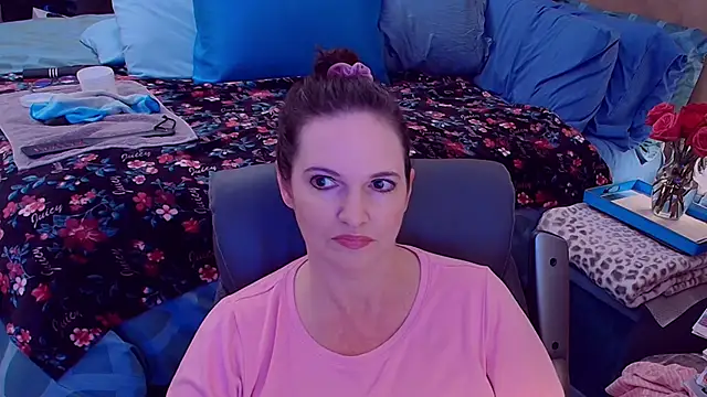 Snapshot of ninajaymes chatting on October 2, 2025, 11:08 pm ninajaymes online show from October 2, 2025, 11:08 pm