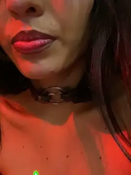 Snapshot of Daisys_Fun chatting on October 26, 2025, 12:44 am Daisys Fun online show from October 26, 2025, 12:44 am