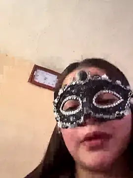 LiaDravenX online show from November 9, 2025, 3:27 pm