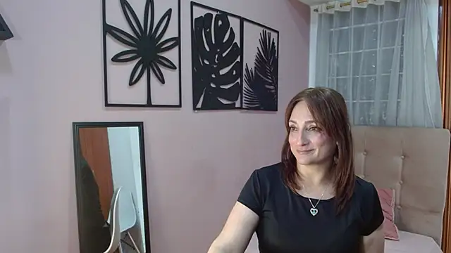 Snapshot of amara_rousse1 chatting on November 27, 2025, 1:11 pm amara rousse1 online show from November 27, 2025, 1:11 pm