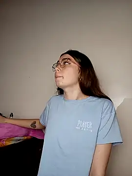 Snapshot of MilaFyre chatting on October 12, 2025, 1:12 pm MilaFyre online show from October 12, 2025, 1:12 pm